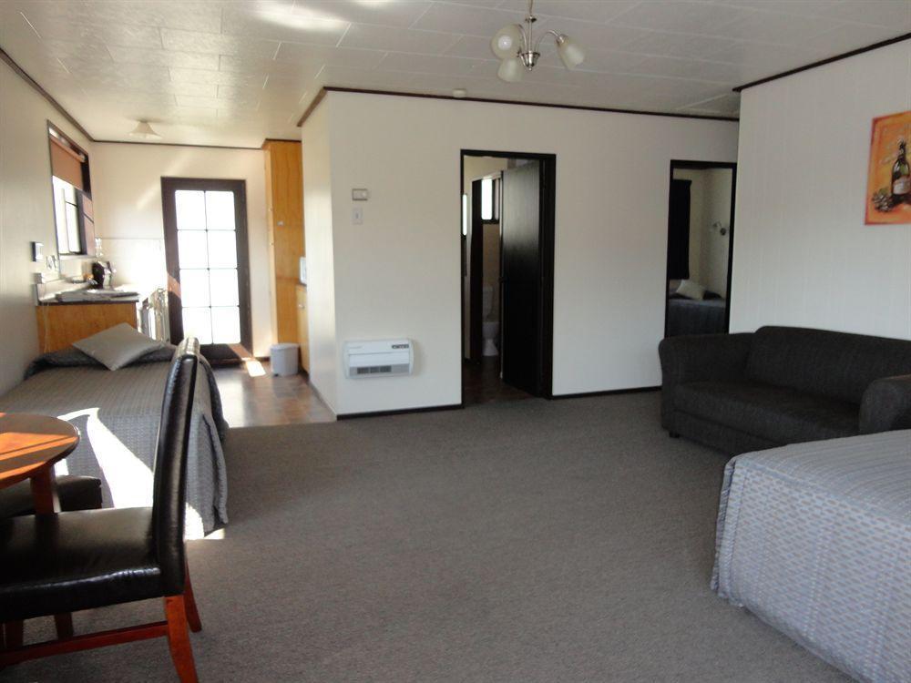 Aaa Thames Court Motel Oamaru Eksteriør billede