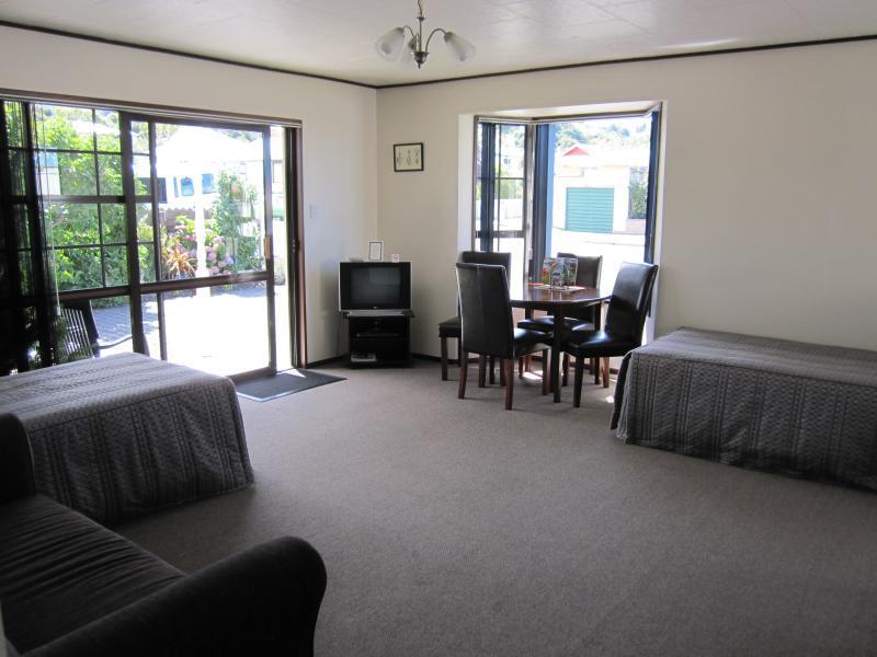 Aaa Thames Court Motel Oamaru Eksteriør billede