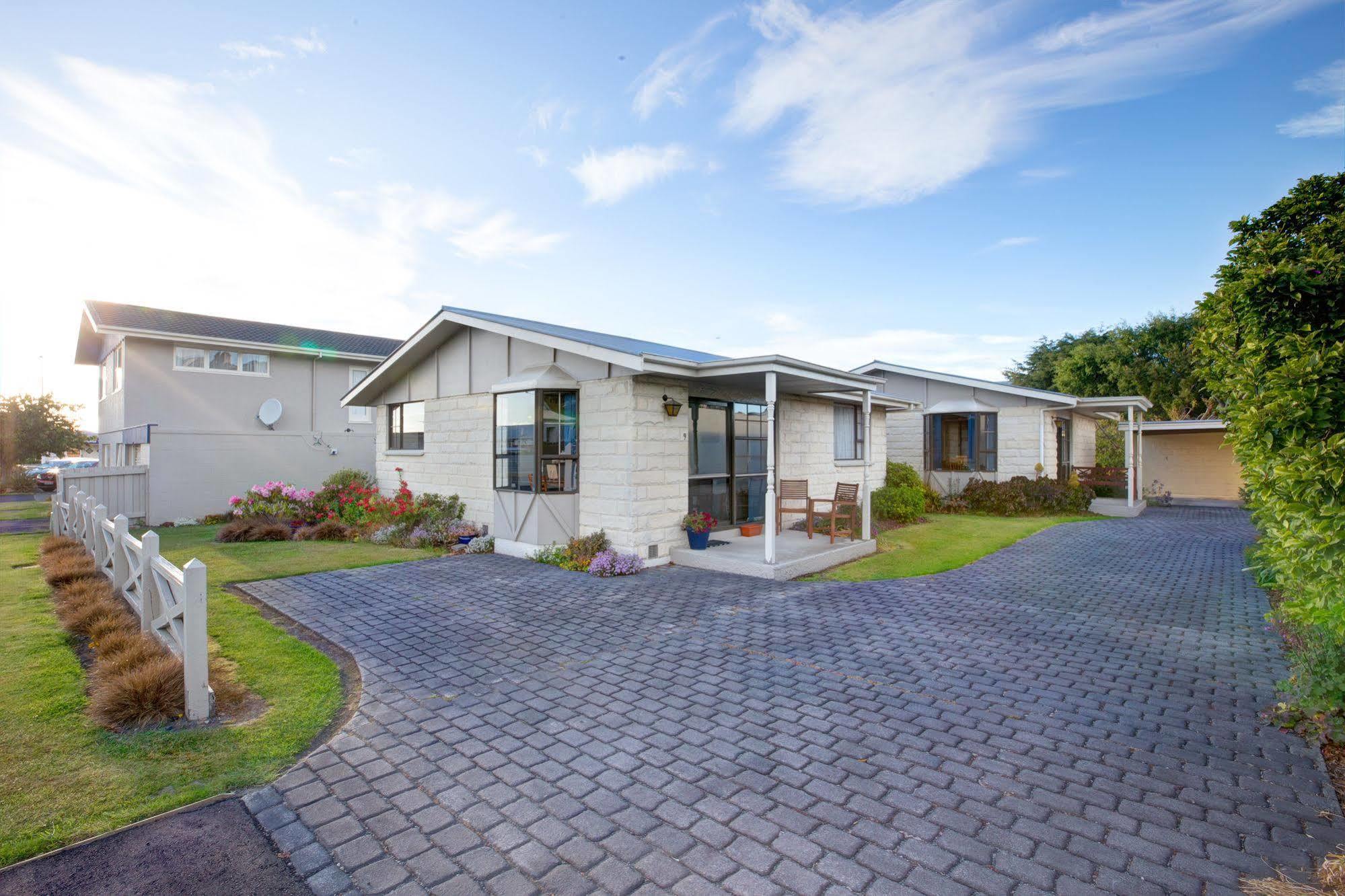Aaa Thames Court Motel Oamaru Eksteriør billede