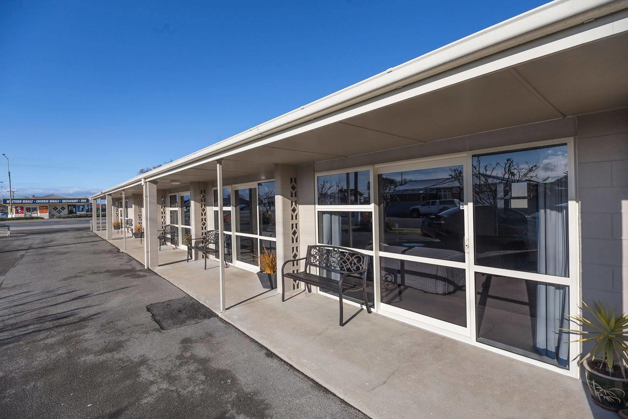 Aaa Thames Court Motel Oamaru Eksteriør billede
