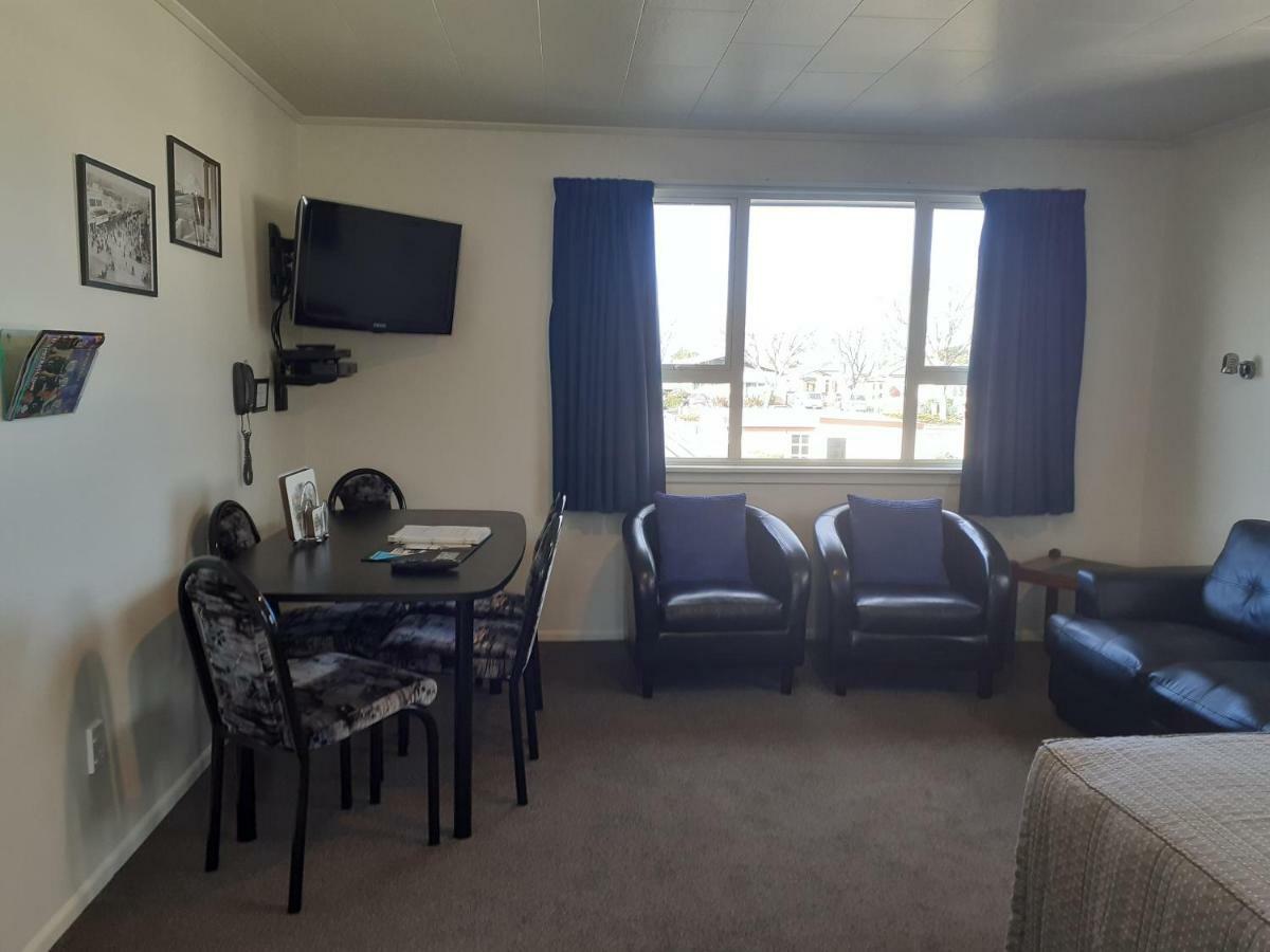 Aaa Thames Court Motel Oamaru Eksteriør billede